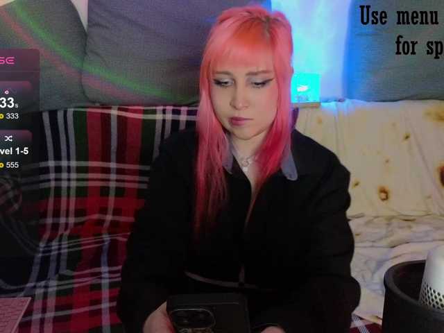 EvelinaRo's BongaCams show and profile