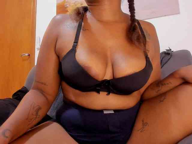 rebirtherotic webcam