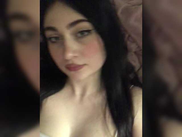 BabyMilia717's BongaCams show and profile