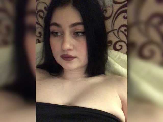 BabyMilia717's BongaCams show and profile