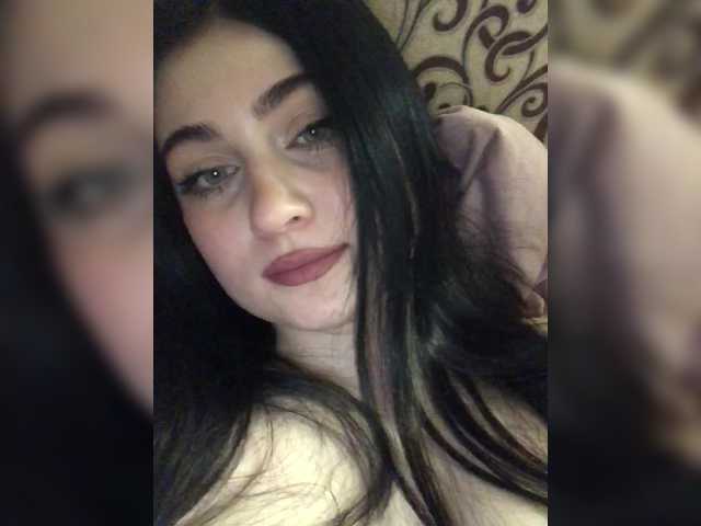 BabyMilia717's BongaCams show and profile