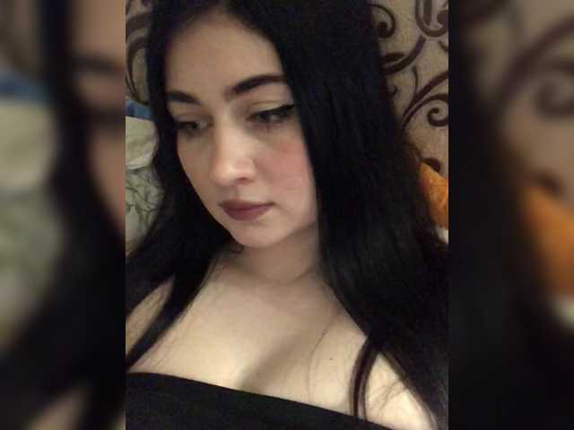 BabyMilia717's BongaCams show and profile