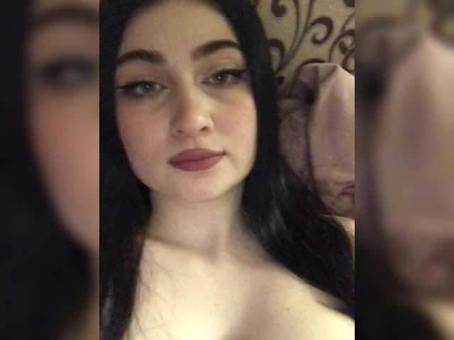 BabyMilia717's BongaCams show and profile