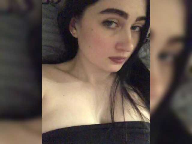 BabyMilia717's BongaCams show and profile