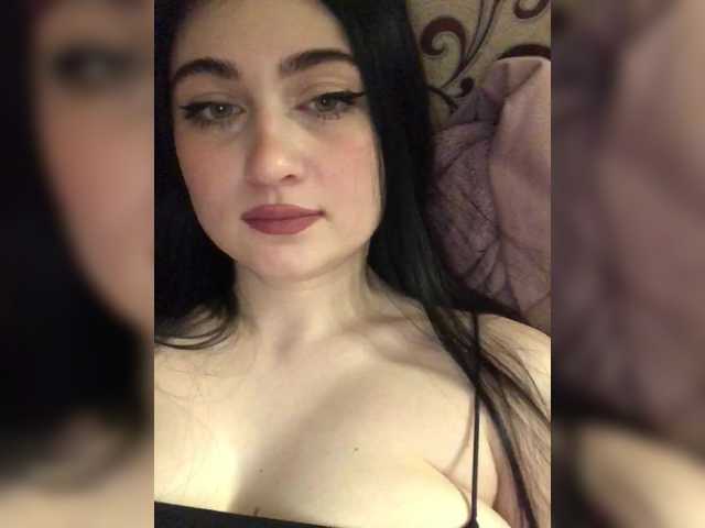 BabyMilia717's BongaCams show and profile