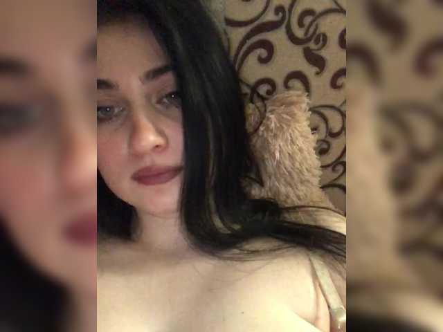 BabyMilia717's BongaCams show and profile
