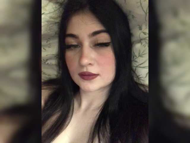 BabyMilia717's BongaCams show and profile