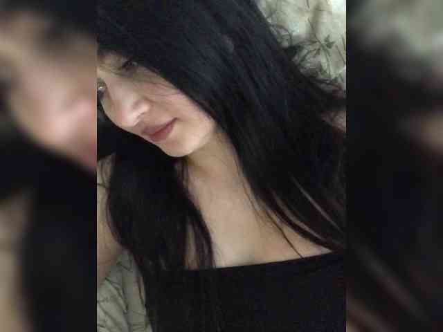 BabyMilia717 Live Webcam on BongaCams