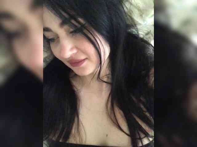 BabyMilia717 Live Webcam on BongaCams