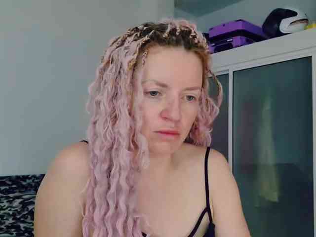 Jennifferr webcam
