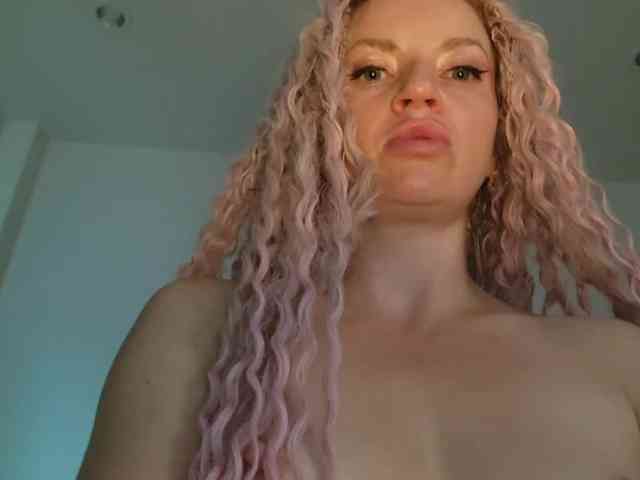 Jennifferr webcam