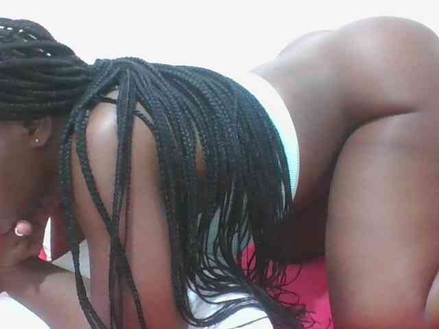 Bigass2030 Live Webcam on BongaCams