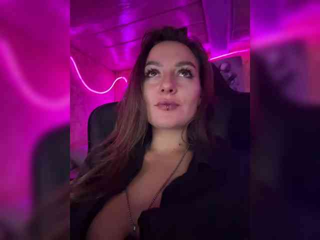 Mini-Molly69x webcam