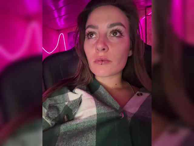 Mini-Molly69x webcam