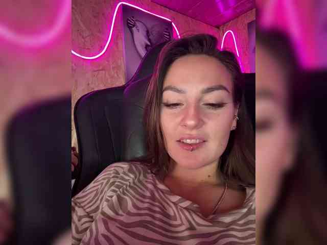 Mini-Molly69x webcam