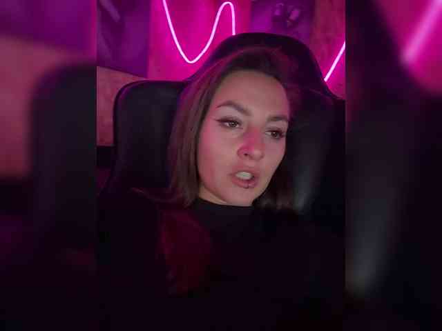 Mini-Molly69x webcam