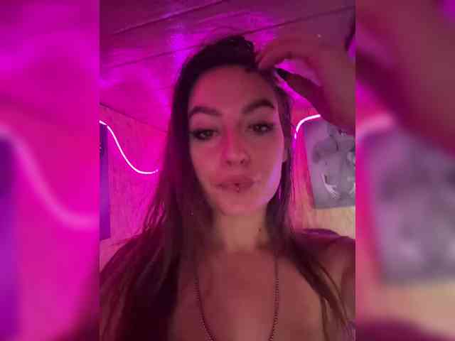 Mini-Molly69x webcam