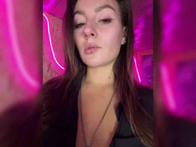 Mini-Molly69x webcam