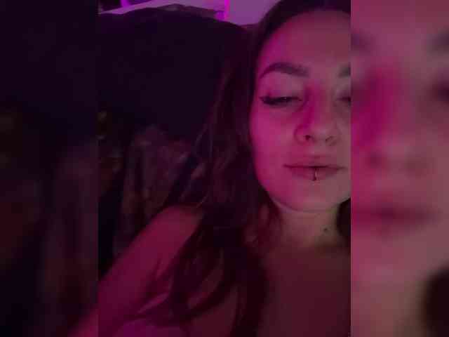 Mini-Molly69x webcam