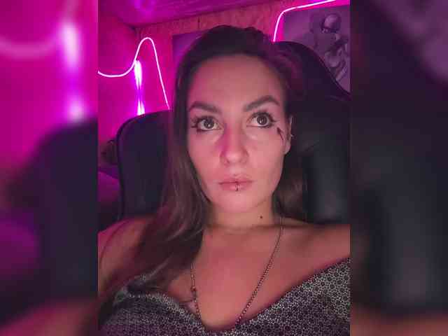 Mini-Molly69x webcam