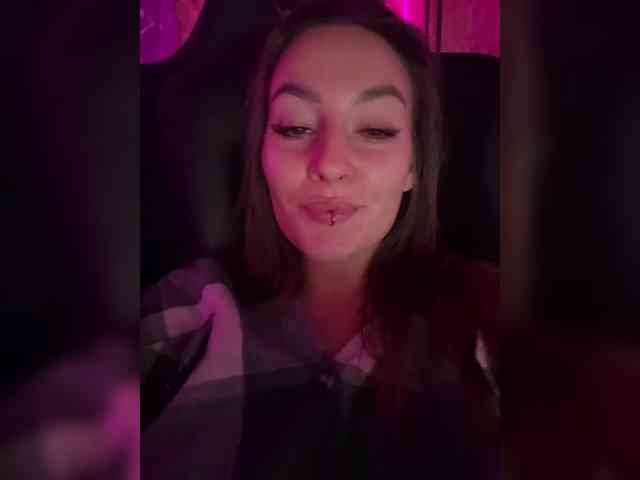 Mini-Molly69x webcam