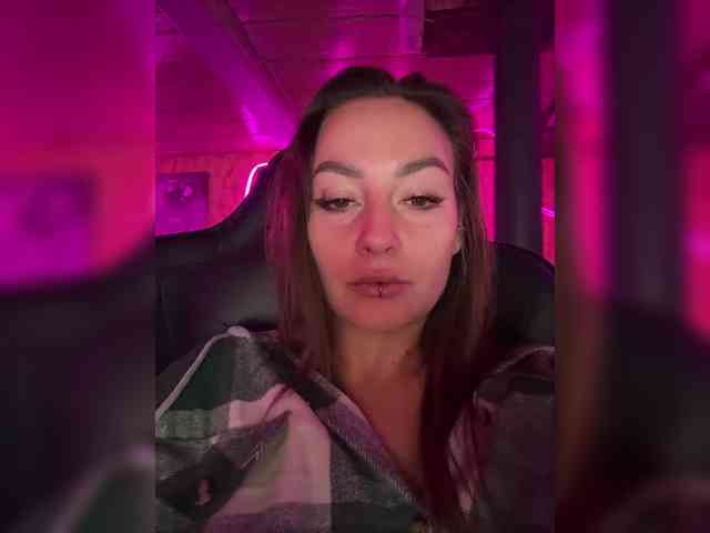 Mini-Molly69x webcam