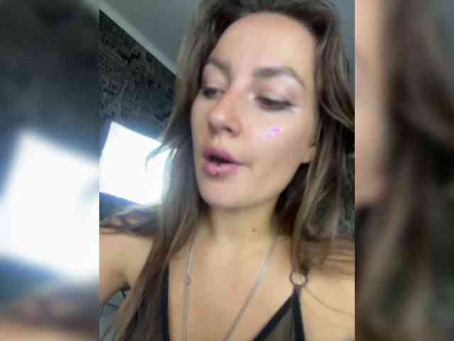Mini-Molly69x webcam