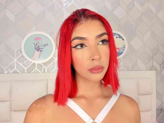 Alana-2916 webcam