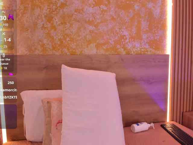 Alana-2916 webcam