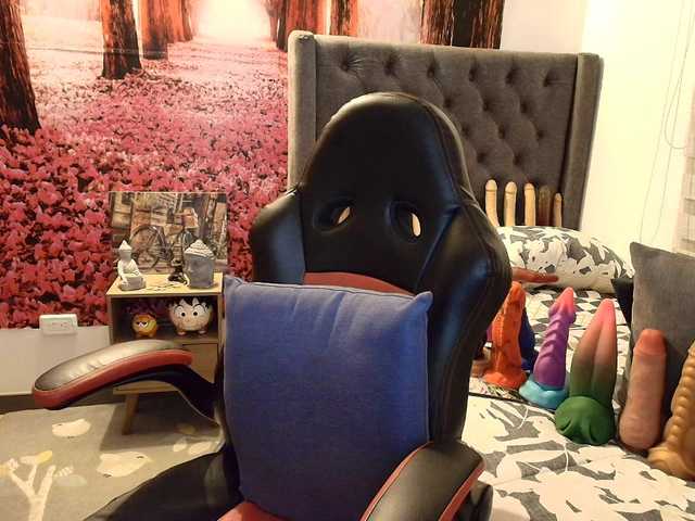 sofia23dirty's BongaCams show and profile