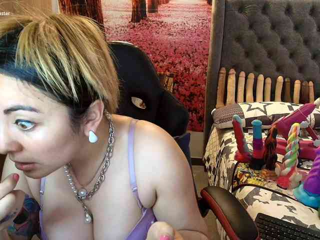 sofia23dirty Live Webcam on BongaCams