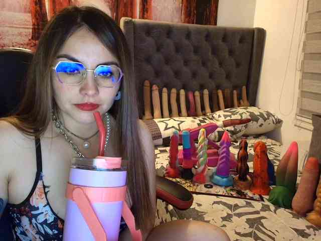 sofia23dirty Live Webcam on BongaCams