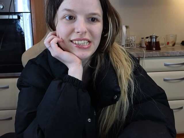 mali-'s BongaCams show and profile