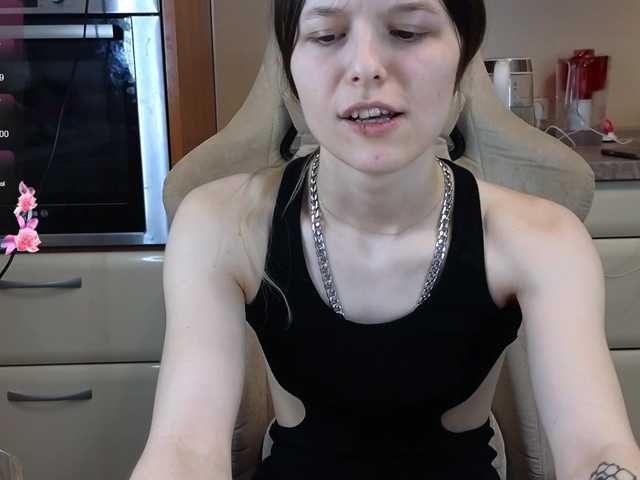 mali-'s BongaCams show and profile