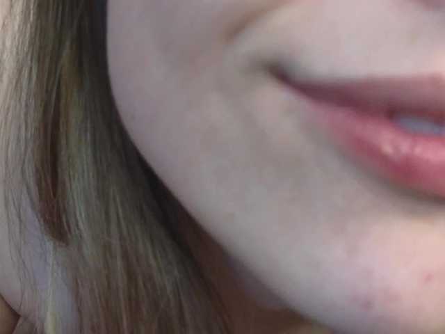 mali-'s BongaCams show and profile