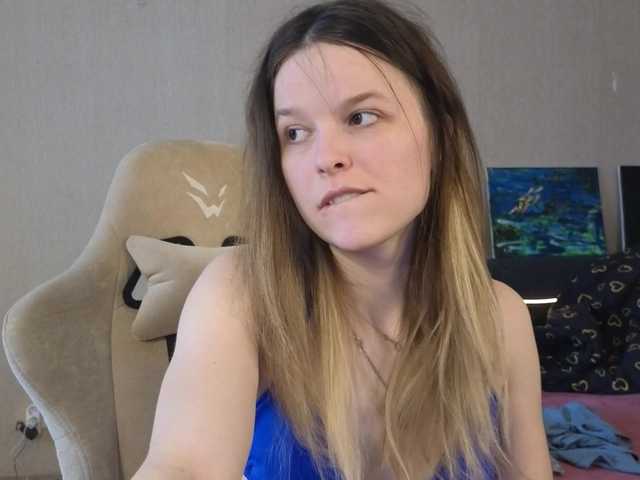 mali-'s BongaCams show and profile