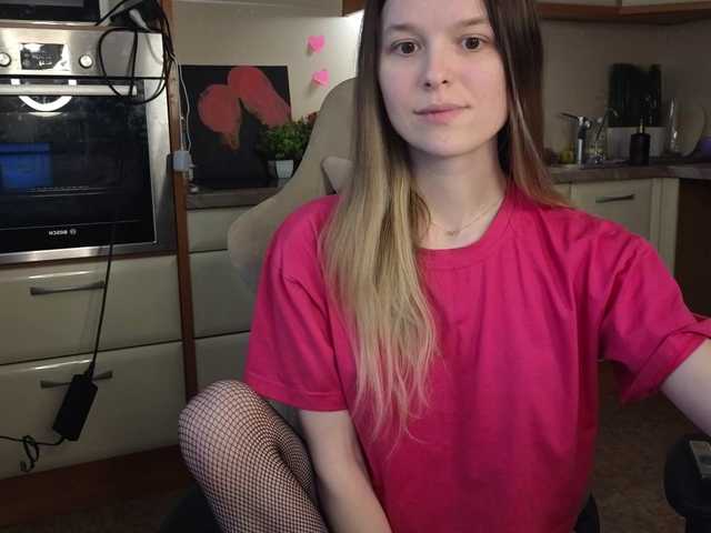 mali-'s BongaCams show and profile