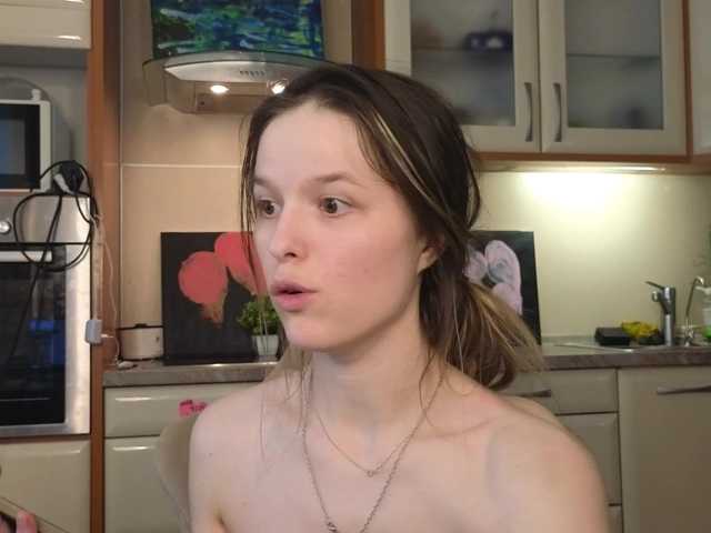 mali-'s BongaCams show and profile