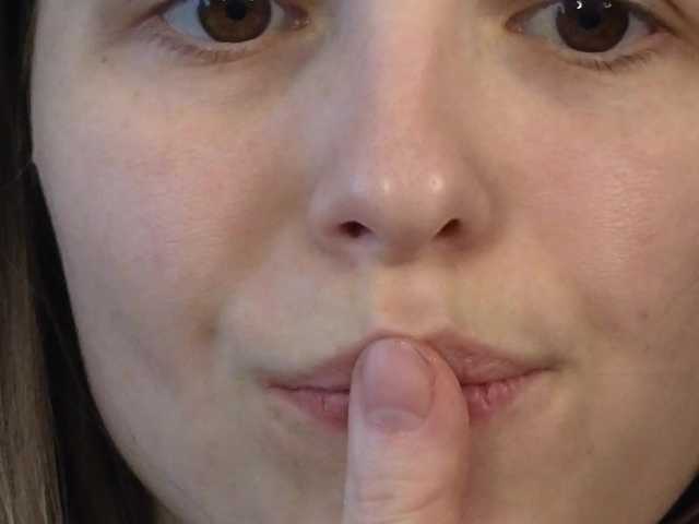 mali-'s BongaCams show and profile