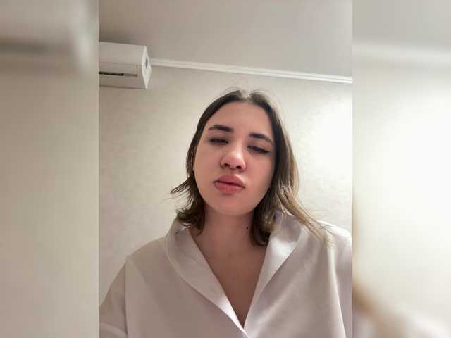 alizii's BongaCams show and profile