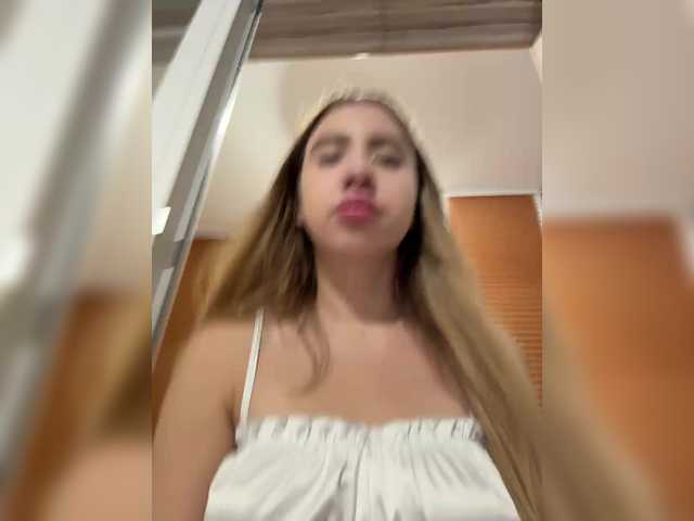 alizii from BongaCams is Freechat