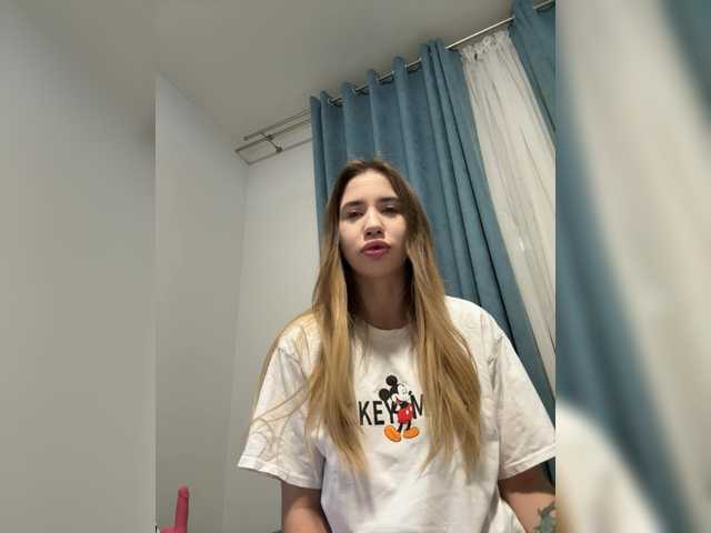 alizii from BongaCams