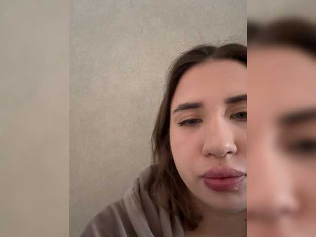 alizii's BongaCams show and profile