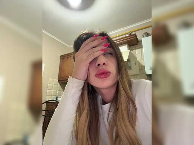 alizii from BongaCams