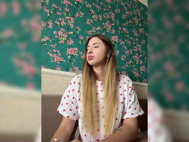 alizii Live Webcam on BongaCams
