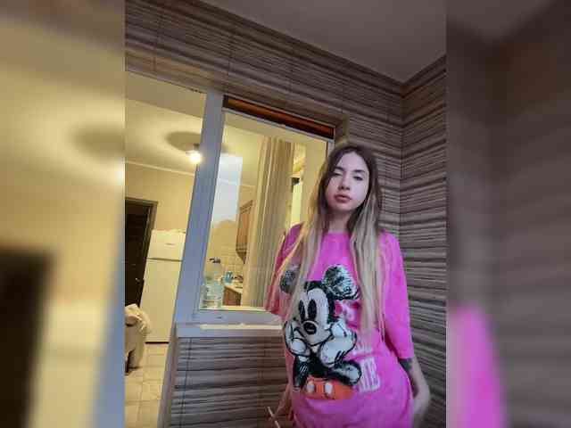 alizii Live Webcam on BongaCams