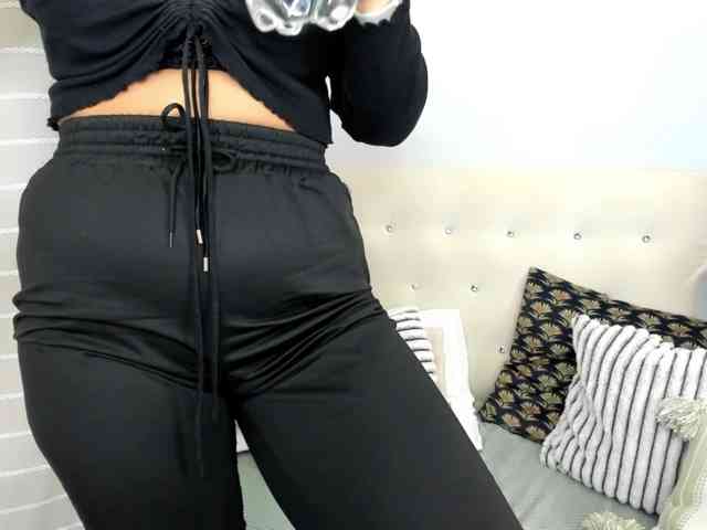MollyBeauty webcam