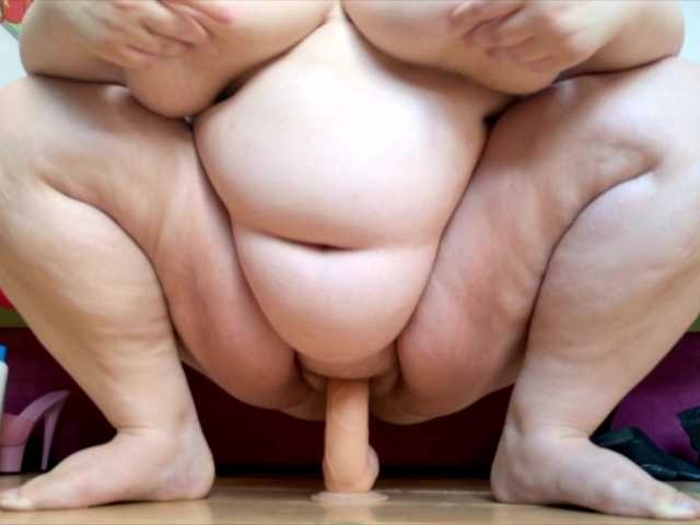 Lindalovesexy's BongaCams show and profile