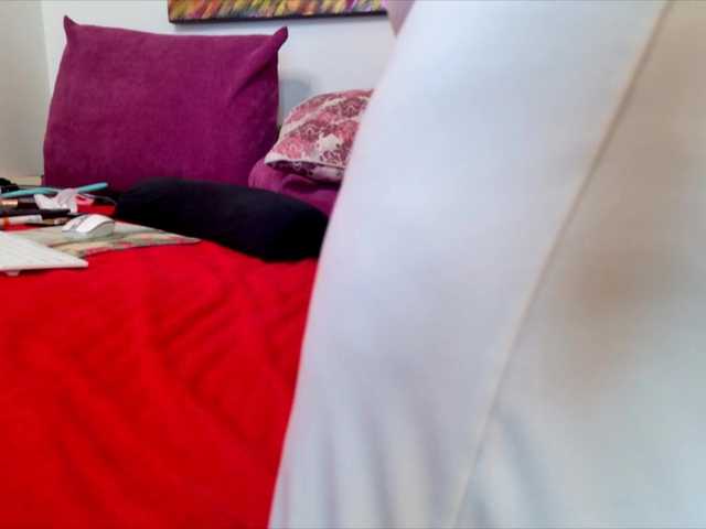 Lindalovesexy from BongaCams is Freechat