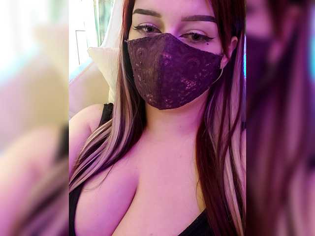 Watch naked escort YennSI YennSI from BongaCams